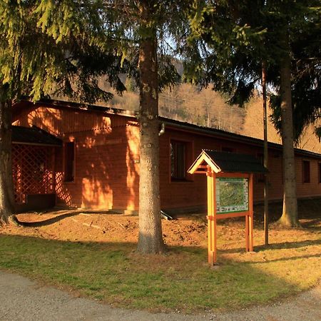 Turisticka Ubytovna Forgac Oravsky Podzamok Buitenkant foto